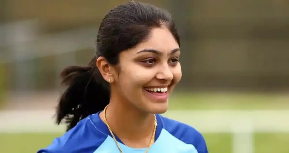 Beautiful Female Cricketers