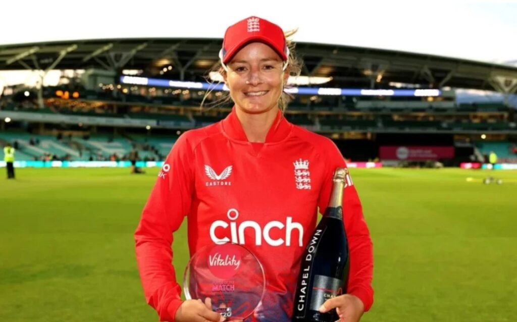 Beautiful Female Cricketers